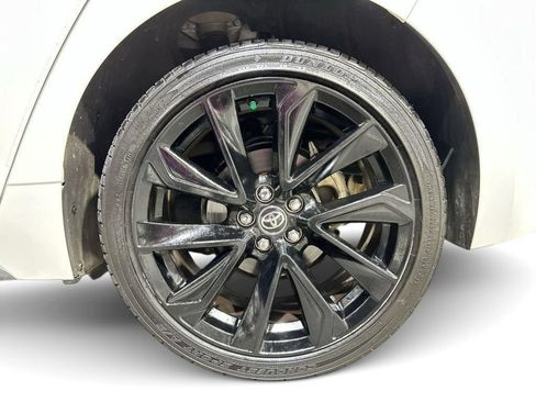 Used 2021 Toyota Corolla SE FWD image 29