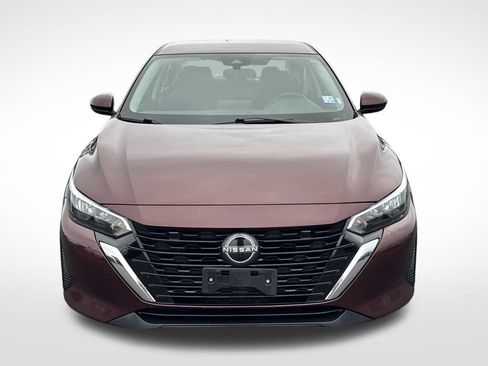 Used 2024 Nissan Sentra SV image 9