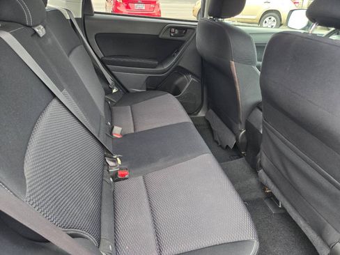 Used 2014 Subaru Forester 2.5i Premium w/ Popular Package #2 AWD/4WD image 26