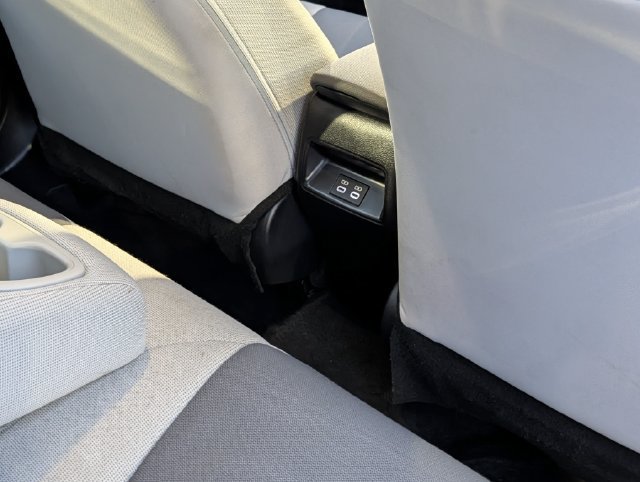 Used 2026 Toyota Corolla LE FWD image 30