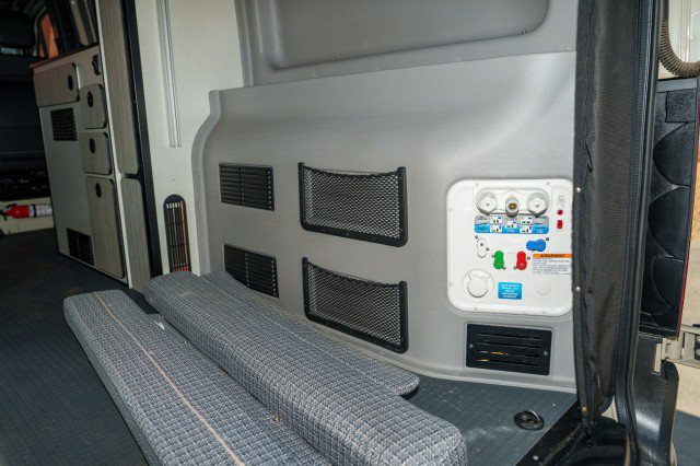 Used 2020 Mercedes-Benz Sprinter 2500 image 36