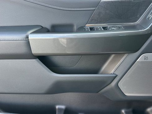 Used 2022 Ford F150 XLT w/ Equipment Group 302A High image 13