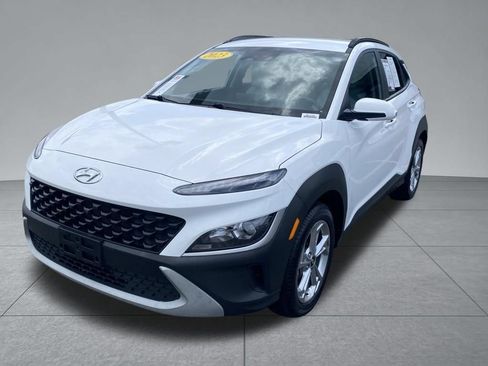 Used 2023 Hyundai Kona SEL FWD image 2