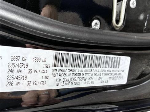 Used 2018 Jeep Compass Limited w/ Navigation Group image 15