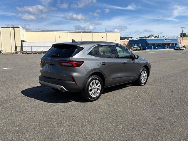 Certified 2023 Ford Escape Active AWD/4WD image 5