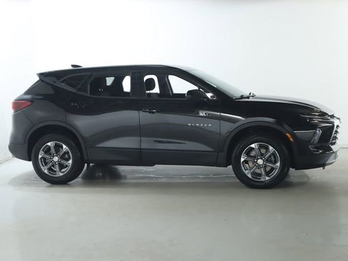 Used 2024 Chevrolet Blazer LT image 11
