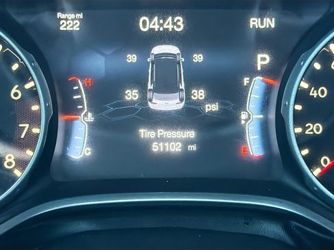 Used 2018 Jeep Compass Latitude w/ Popular Equipment Group FWD image 38