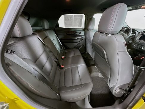 Used 2023 Chevrolet TrailBlazer RS AWD/4WD image 34