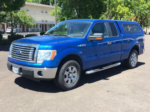 Used 2010 Ford F150 XLT RWD image 1