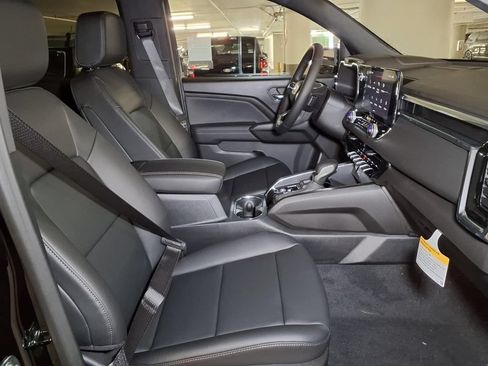 New 2026 GMC Canyon Elevation w/ Convenience Package RWD image 6