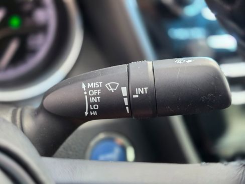 Used 2018 Toyota Camry XLE image 45