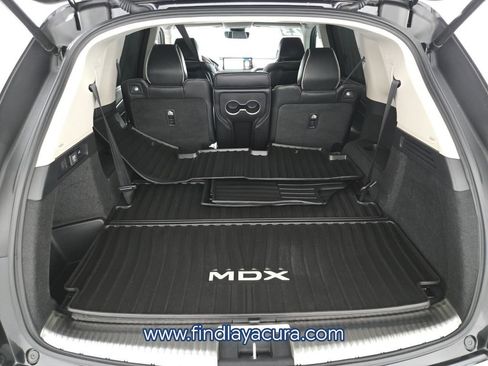 Used 2023 Acura MDX SH-AWD w/ Advance Package image 18