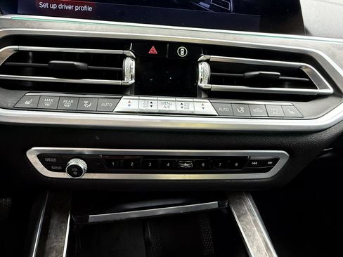 Used 2020 BMW X7 xDrive40i w/ Cold Weather Package AWD/4WD image 39