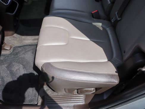 Used 2020 Hyundai Santa Fe SEL w/ Cargo Package FWD image 18