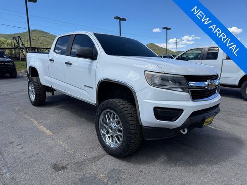 Used 2018 Chevrolet Colorado W/T w/ WT Convenience Package AWD/4WD image 1