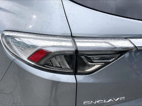 Used 2024 Buick Enclave Avenir w/ Avenir Technology Package FWD image 28
