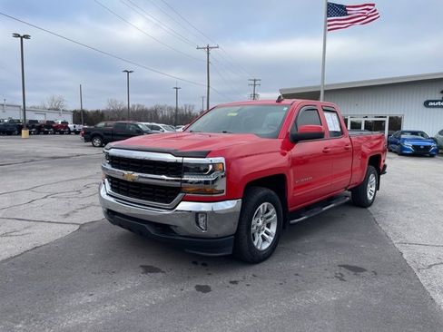 Used 2018 Chevrolet Silverado 1500 LT w/ All Star Edition image 2