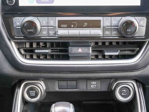 Certified 2025 Toyota Grand Highlander AWD image 15