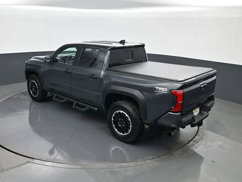 Used 2025 Toyota Tacoma TRD Off-Road w/ TRD Off Road Upgrade Package image 19
