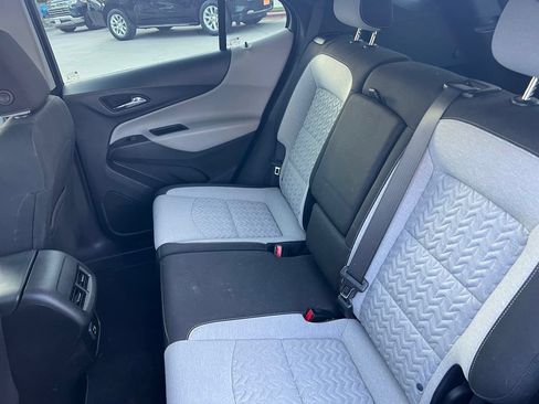 Used 2022 Chevrolet Equinox LS w/ Driver Confidence II Package FWD image 23