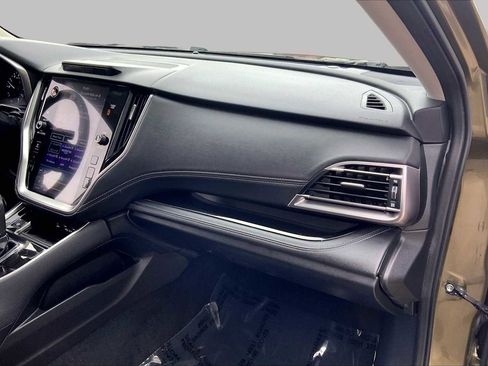 Used 2022 Subaru Outback Limited AWD/4WD image 18