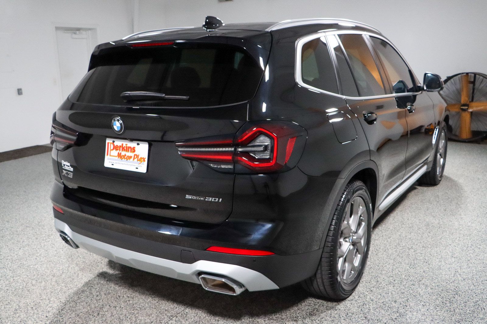 Used 2024 BMW X3 sDrive30i w/ Convenience Package w/ZPA RWD image 7