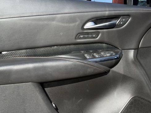 Used 2023 Cadillac XT4 Sport w/ Cold Weather Package FWD image 27