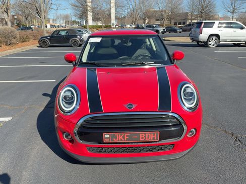 Used 2020 MINI Cooper 2-Door Hardtop w/ Storage Package image 5