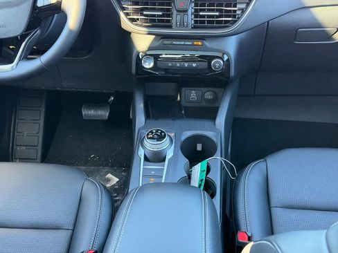 New 2026 Ford Escape Platinum w/ Class II Trailer Tow Package image 9