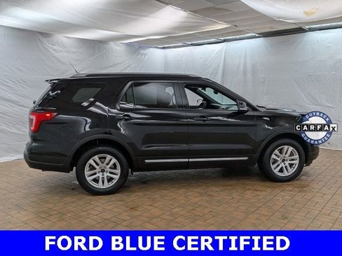 Certified 2018 Ford Explorer XLT w/ Equipment Group 202A image 8
