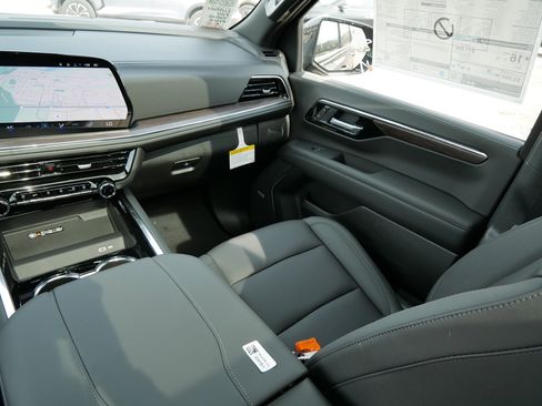 New 2026 Chevrolet Tahoe Z71 w/ Z71 Off-Road Package image 15