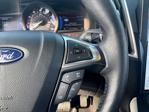 Used 2023 Ford Edge SEL w/ Convenience Package image 18