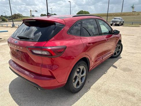 Certified 2024 Ford Escape ST-Line FWD image 11