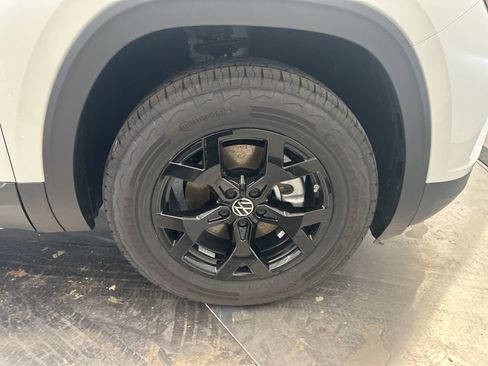 New 2026 Volkswagen Atlas Peak Edition AWD/4WD image 20