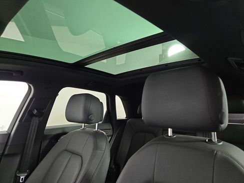 Used 2025 Audi Q3 2.0T Premium image 30