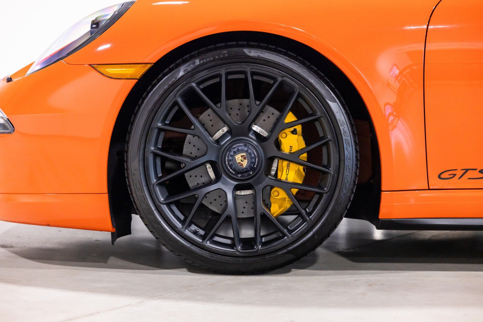 Used 2016 Porsche 911 GT3 RS image 18