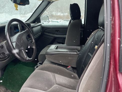 Used 2006 Chevrolet Silverado 1500 LT w/ Light Duty Power Package image 9