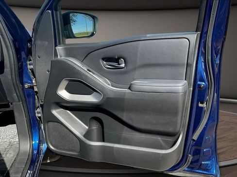 Certified 2023 Nissan Frontier SV w/ Technology Package AWD/4WD image 23