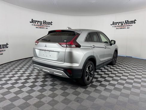 Used 2024 Mitsubishi Eclipse Cross SE image 10