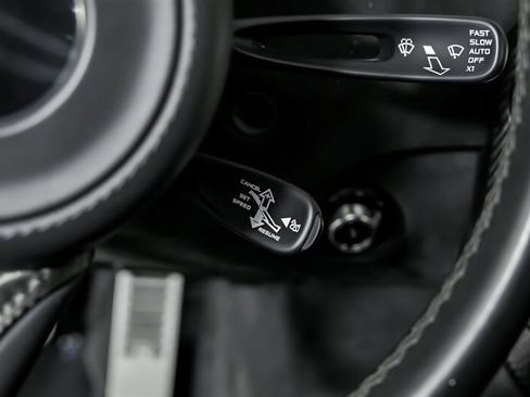 Used 2018 McLaren 720S RWD image 31