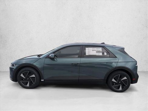 New 2026 Hyundai Ioniq 5 SE image 5