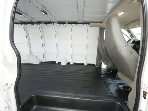 Used 2021 Chevrolet Express 2500 Extended w/ Driver Convenience Package RWD image 17