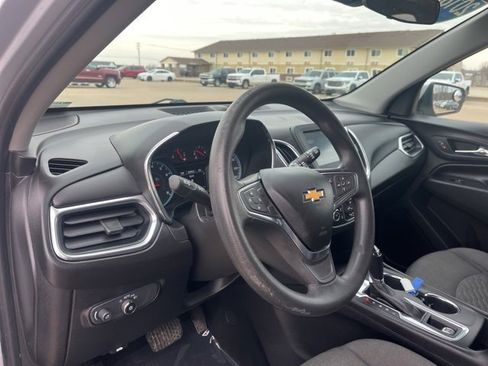 Used 2018 Chevrolet Equinox LT image 14