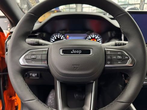 New 2026 Jeep Compass Limited image 19