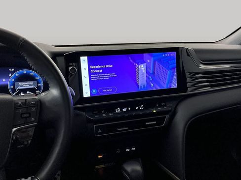 Used 2025 Toyota Camry XSE FWD image 7