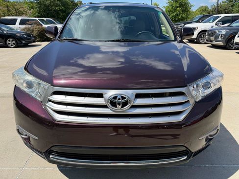 Used 2013 Toyota Highlander Limited FWD image 2