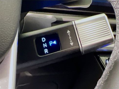 Used 2025 Hyundai Santa Fe SEL image 16