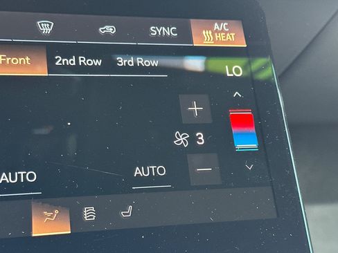 Used 2026 Cadillac Vistiq Sport w/ LPO, Floor Liner Package image 30