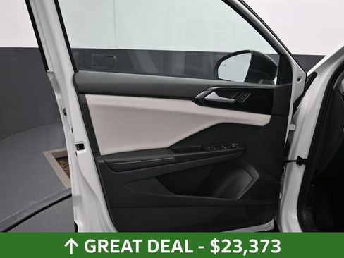 Used 2026 Volkswagen Taos S FWD image 19