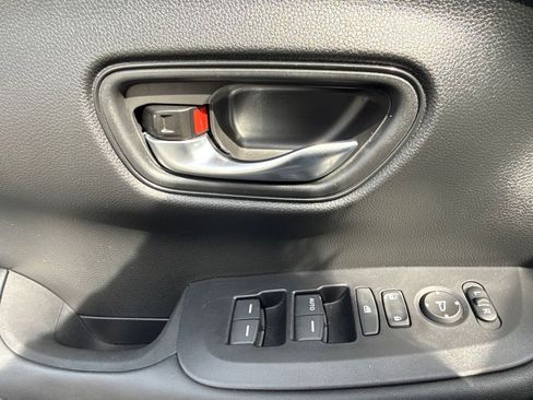 Used 2024 Honda HR-V LX image 20